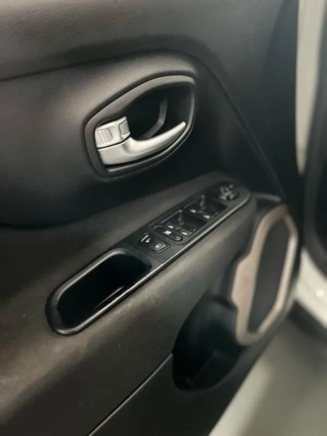 JEEP Renegade 1.8 16V 4P FLEX SPORT AUTOMTICO