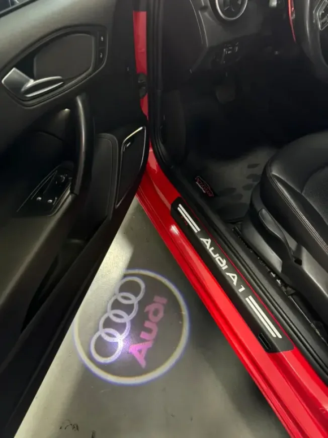 AUDI A1 1.4 16V 4P TFSI SPORTBACK ATRACTION S-TRONIC AUTOM�TICO