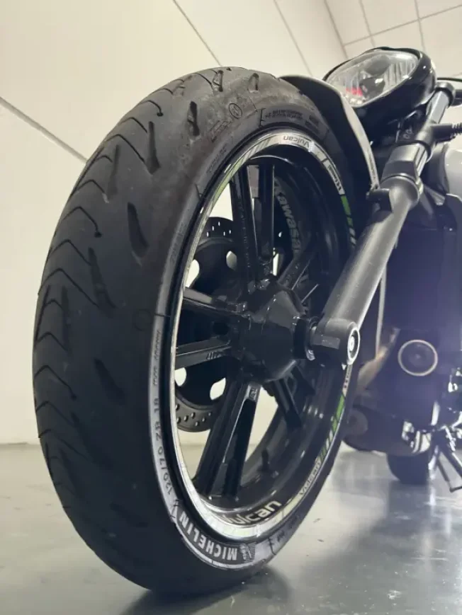 KAWASAKI Vulcan 650 S SPECIAL EDITION