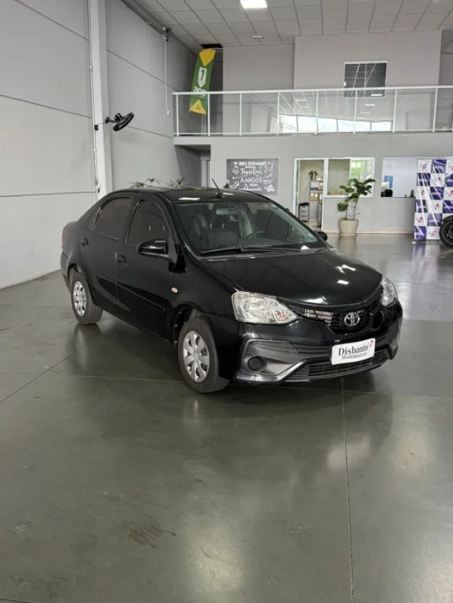 TOYOTA Etios Sedan 1.5 16V 4P FLEX X PLUS
