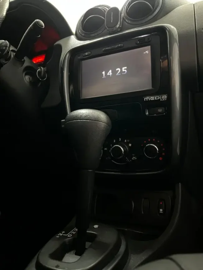 RENAULT Duster 2.0 16V 4P FLEX TECH ROAD AUTOM�TICO