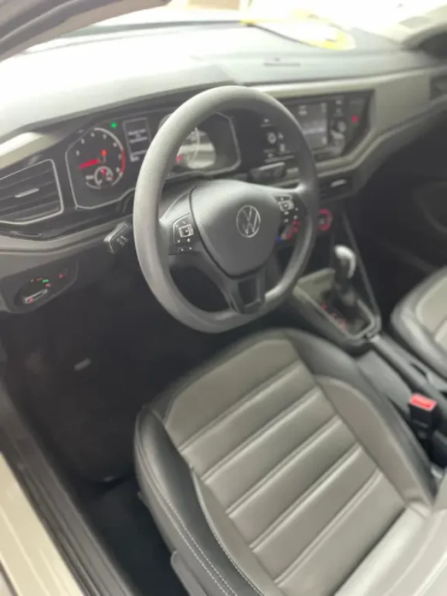 VOLKSWAGEN Nivus 1.0 4P FLEX 200 TSI COMFORTLINE TURBO AUTOMTICO