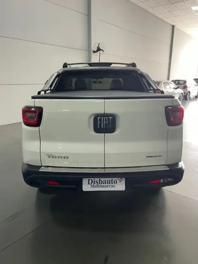 FIAT Toro 1.8 16V 4P FLEX FREEDOM AUTOMTICO