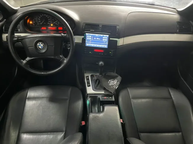BMW 323I 2.5 24V 4P SPORT AUTOMTICO