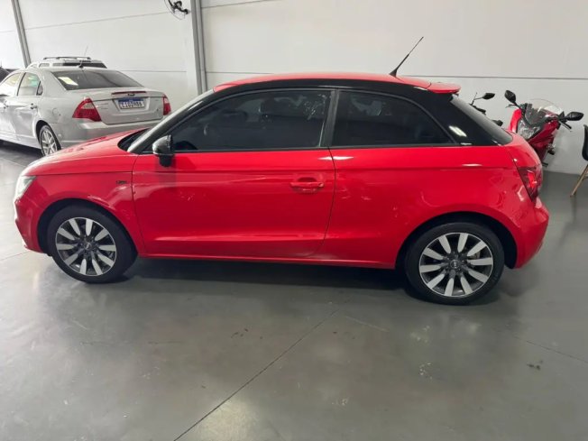 AUDI A1 1.4 16V 4P TFSI SPORTBACK ATRACTION S-TRONIC AUTOM�TICO