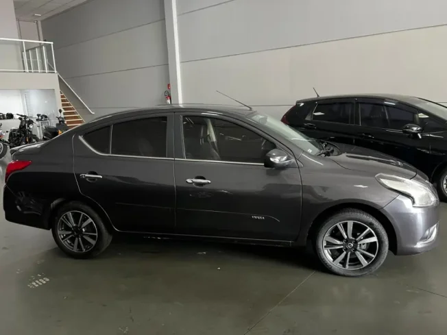 NISSAN Versa Sedan 1.6 16V 4P SL FLEX XTRONIC AUTOM�TICO CVT