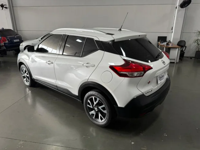 NISSAN Kicks 1.6 16V 4P FLEXSTART S DIRECT X-TRONIC AUTOM�TICO CVT
