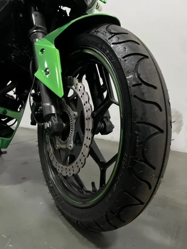 KAWASAKI Z 300 ABS