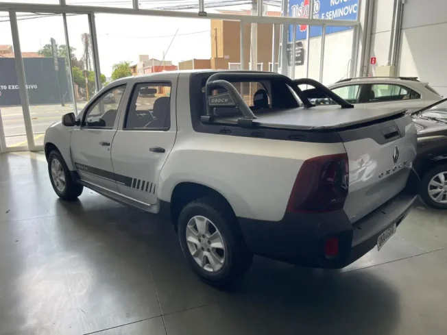 RENAULT Oroch 1.6 16V 4P FLEX EXPRESSION