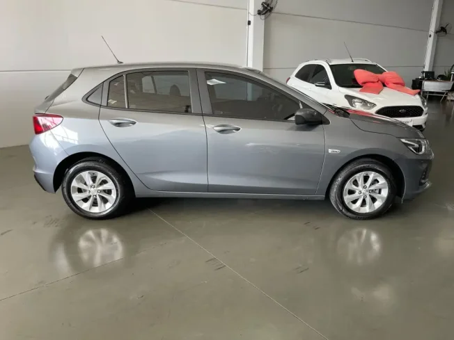 CHEVROLET Onix Hatch 1.0 4P FLEX LT TURBO AUTOMTICO