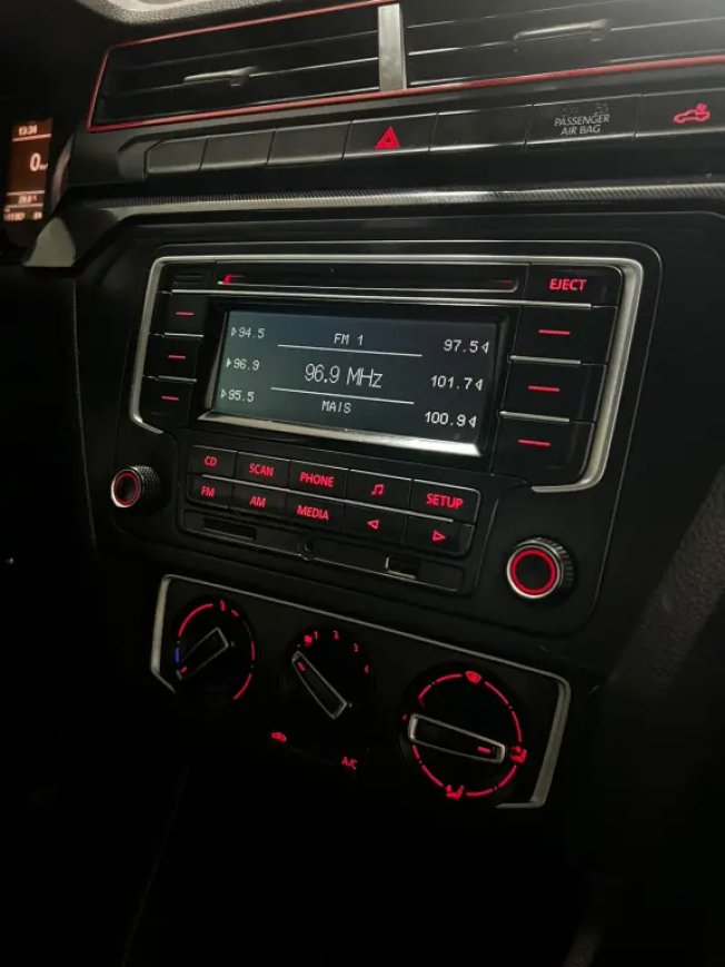 VOLKSWAGEN Saveiro 1.6 G7 CABINE ESTENDIDA PEPPER FLEX