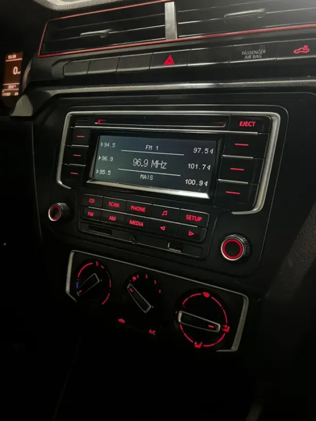 VOLKSWAGEN Saveiro 1.6 G7 CABINE ESTENDIDA PEPPER FLEX