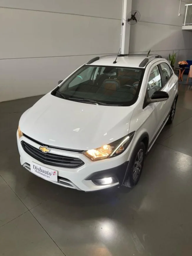 CHEVROLET Onix Hatch 1.4 4P FLEX ACTIV AUTOMTICO