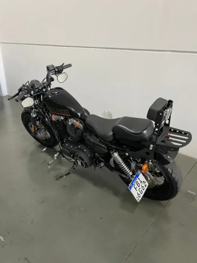 HARLEY DAVIDSON Sportster XL 1200 FORTY EIGHT