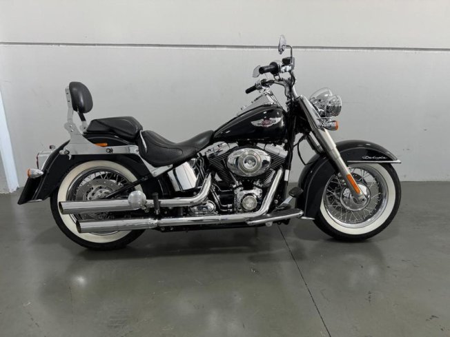 HARLEY DAVIDSON Softail DeLuxe 1600