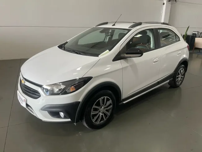 CHEVROLET Onix Hatch 1.4 4P FLEX ACTIV AUTOMTICO