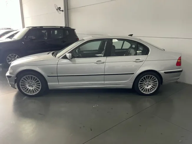 BMW 323I 2.5 24V 4P SPORT AUTOMTICO