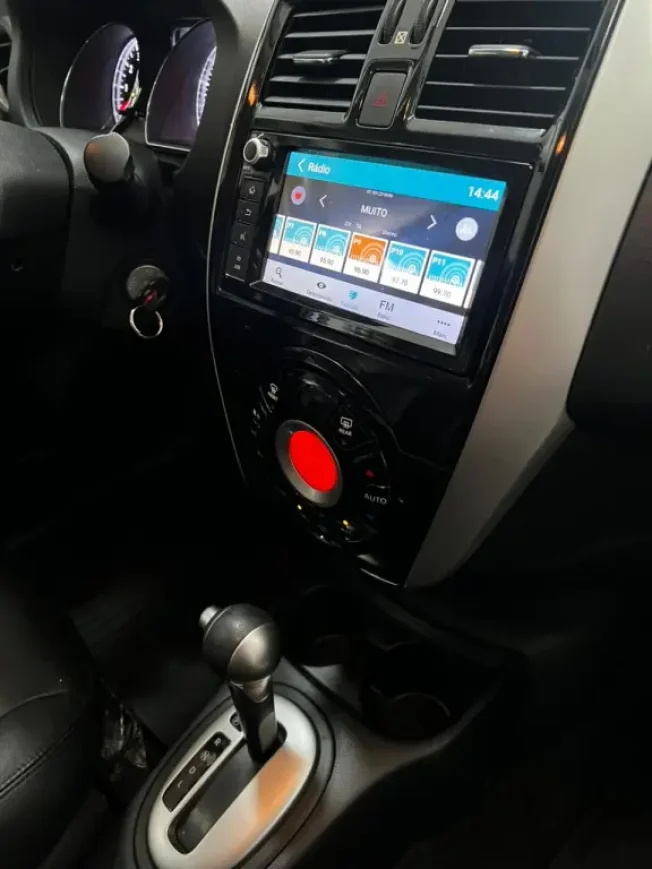 NISSAN Versa Sedan 1.6 16V 4P SL FLEX XTRONIC AUTOM�TICO CVT