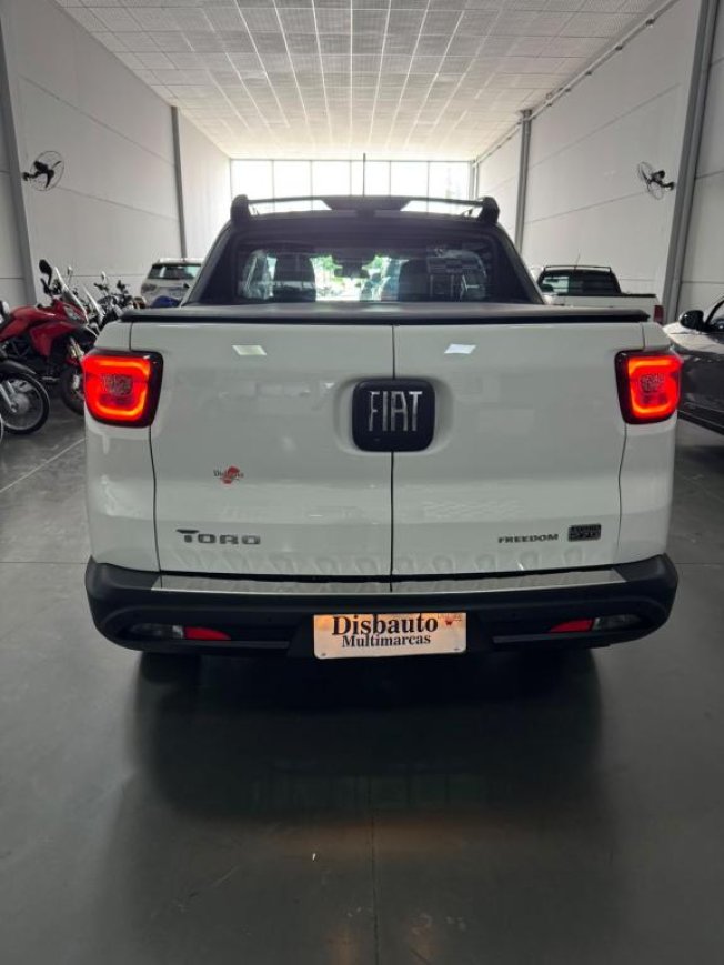 FIAT Toro 1.3 16V 4P FLEX 270 TURBO FREEDOM AUTOM�TICO