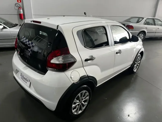 FIAT Mobi 1.0 4P FLEX DRIVE FIRE FLY
