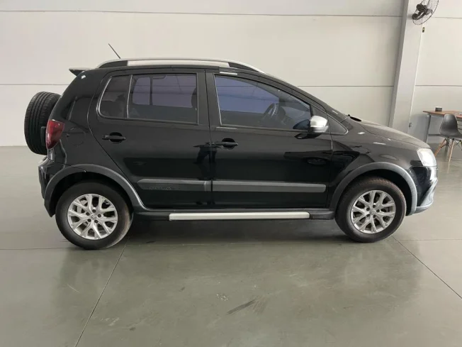 VOLKSWAGEN Crossfox 1.6 4P FLEX