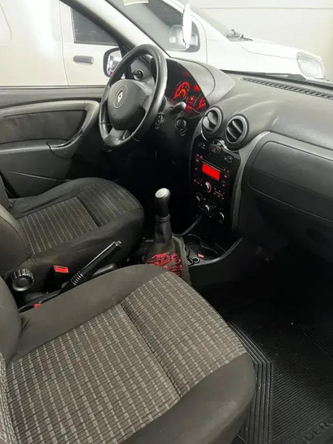 RENAULT Sandero 1.6 16V 4P FLEX SCE EXPRESSION