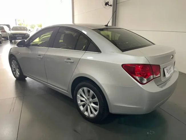 CHEVROLET Cruze Sedan 1.8 16V 4P LT ECOTEC FLEX AUTOMTICO