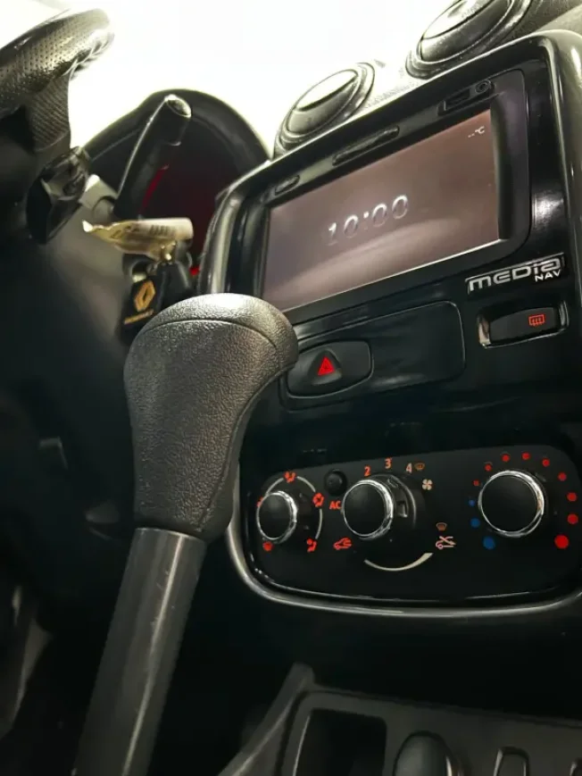 RENAULT Duster 2.0 16V 4P FLEX TECH ROAD AUTOM�TICO