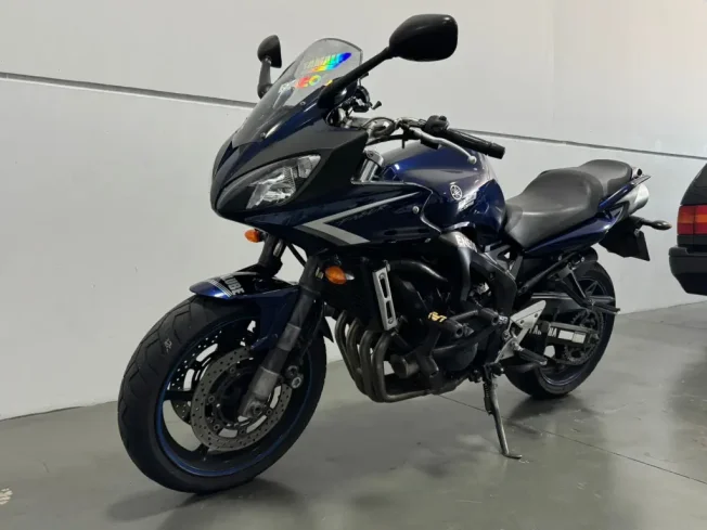 YAMAHA FZ6 Fazer 600 S
