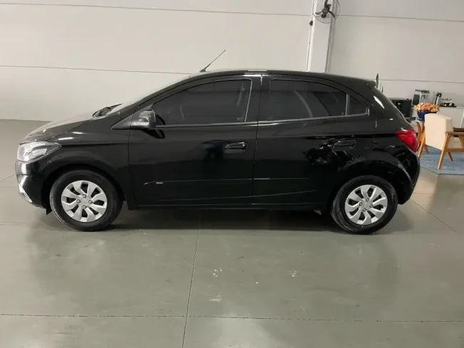 CHEVROLET Onix Hatch 1.0 12V 4P FLEX LT