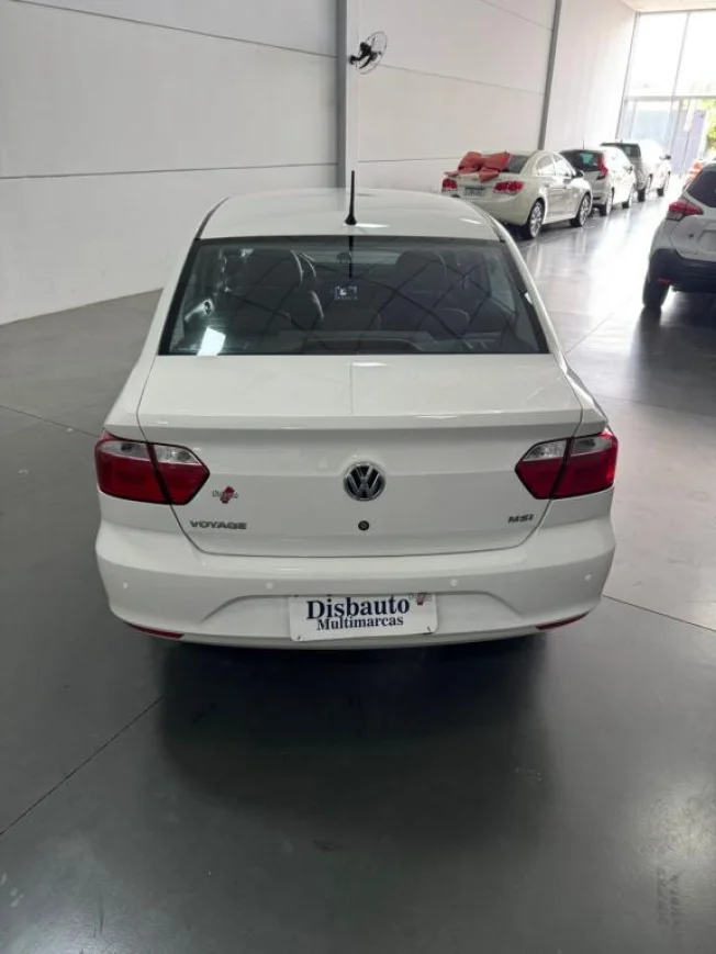 VOLKSWAGEN Voyage 1.6 4P FLEX MSI AUTOM�TICO