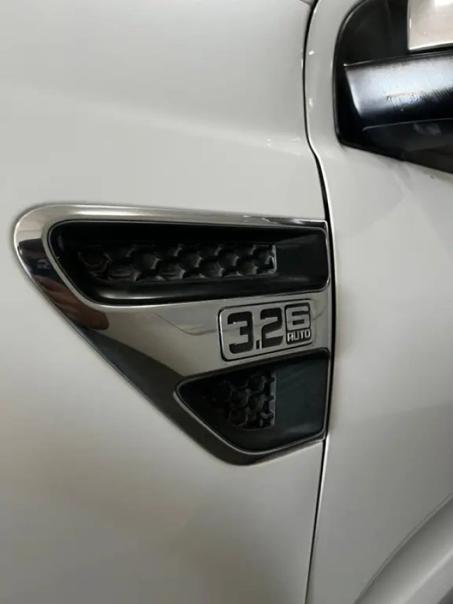 FORD Ranger 3.2 20V XLT 4X4 CABINE DUPLA TURBO DIESEL AUTOM�TICO