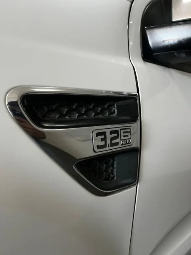 FORD Ranger 3.2 20V XLT 4X4 CABINE DUPLA TURBO DIESEL AUTOM�TICO