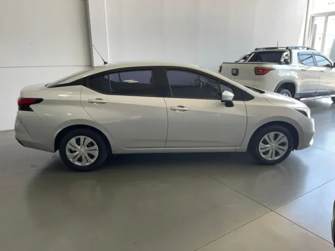 NISSAN Versa Sedan 1.6 16V 4P FLEX SENSE