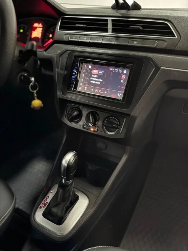 VOLKSWAGEN Voyage 1.6 4P FLEX MSI AUTOM�TICO