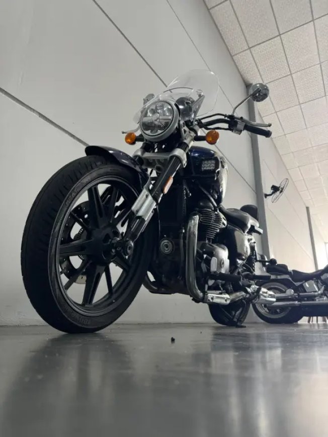 ROYAL ENFIELD Super Meteor 650 INTERESTELLAR