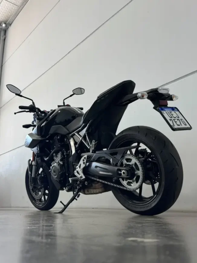 SUZUKI GSX 8S