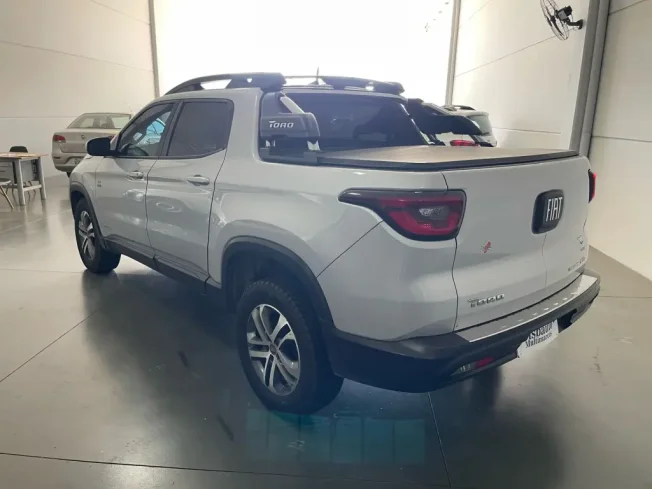 FIAT Toro 2.4 16V 4P FLEX FREEDOM ROAD AUTOMTICO