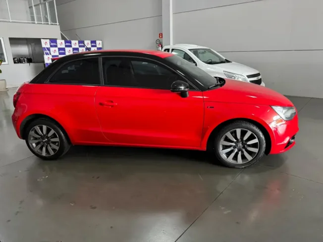 AUDI A1 1.4 16V 4P TFSI SPORTBACK ATRACTION S-TRONIC AUTOM�TICO