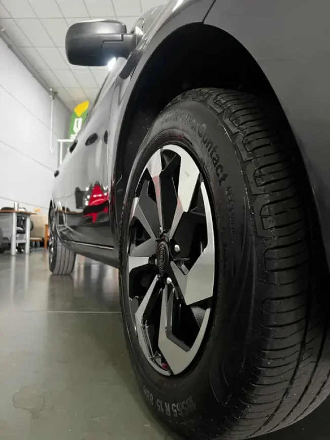 NISSAN Versa Sedan 1.6 16V 4P FLEXSTART V-DRIVE