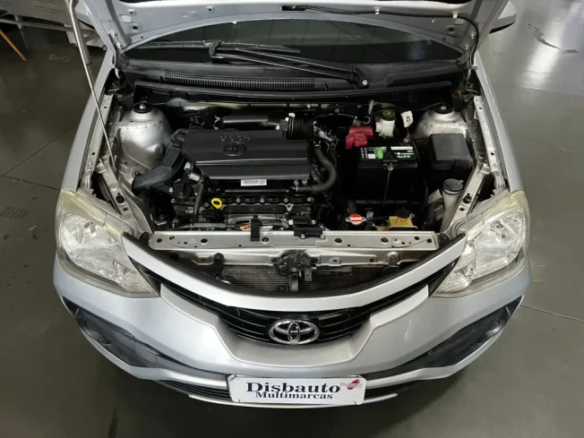 TOYOTA Etios Hatch 1.3 16V 4P FLEX X