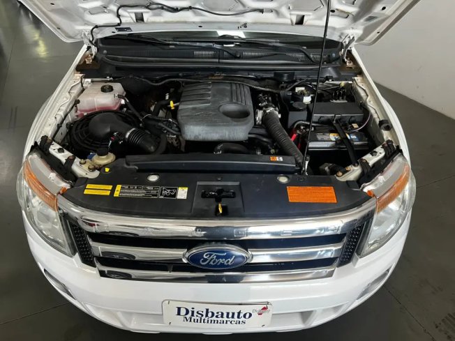 FORD Ranger 3.2 20V XLT 4X4 CABINE DUPLA TURBO DIESEL AUTOM�TICO