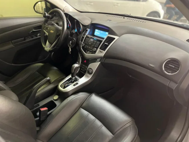 CHEVROLET Cruze Sedan 1.8 16V 4P LT ECOTEC FLEX AUTOMTICO