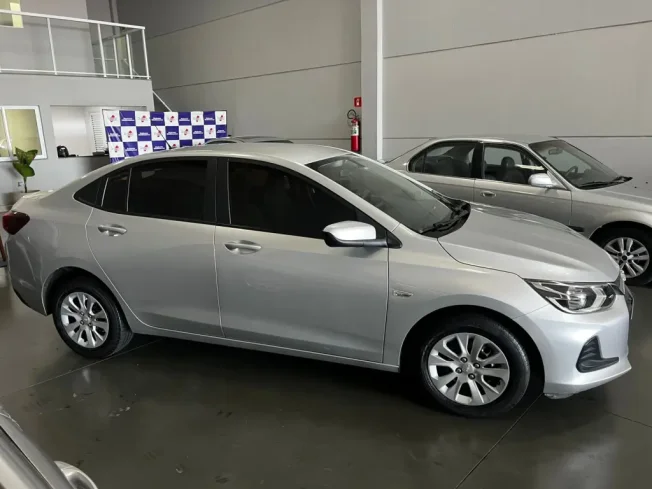 CHEVROLET Onix Sedan 1.0 12V 4P FLEX LT PLUS