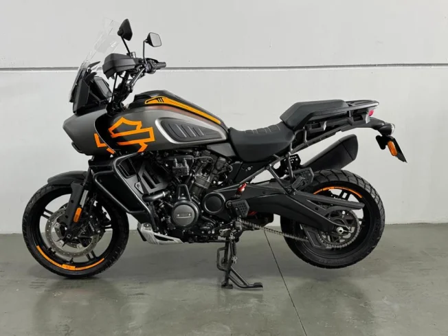HARLEY DAVIDSON Pan America 1250