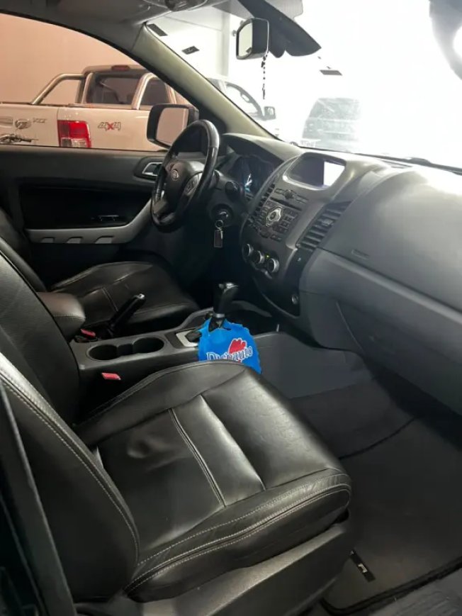 FORD Ranger 3.2 20V CABINE DUPLA 4X4 LIMITED TURBO DIESEL AUTOM�TICO