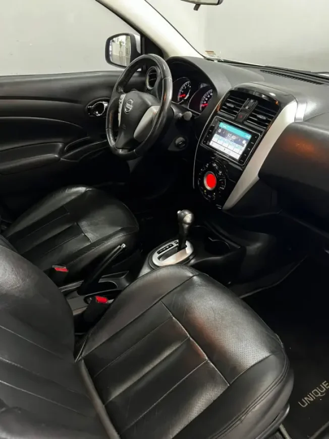 NISSAN Versa Sedan 1.6 16V 4P UNIQUE FLEX XTRONIC AUTOM�TICO CVT