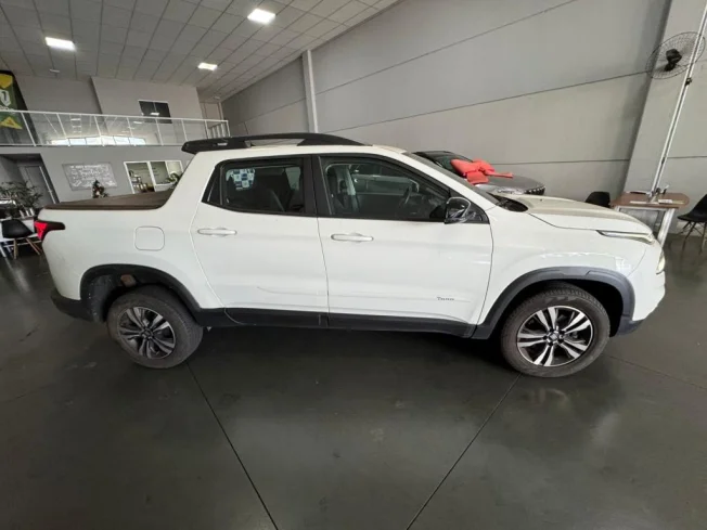 FIAT Toro 1.3 16V 4P FLEX 270 TURBO FREEDOM AUTOMTICO