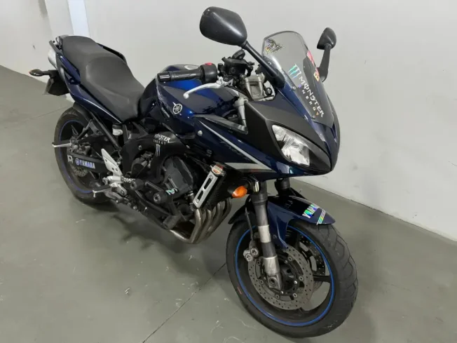 YAMAHA FZ6 Fazer 600 S