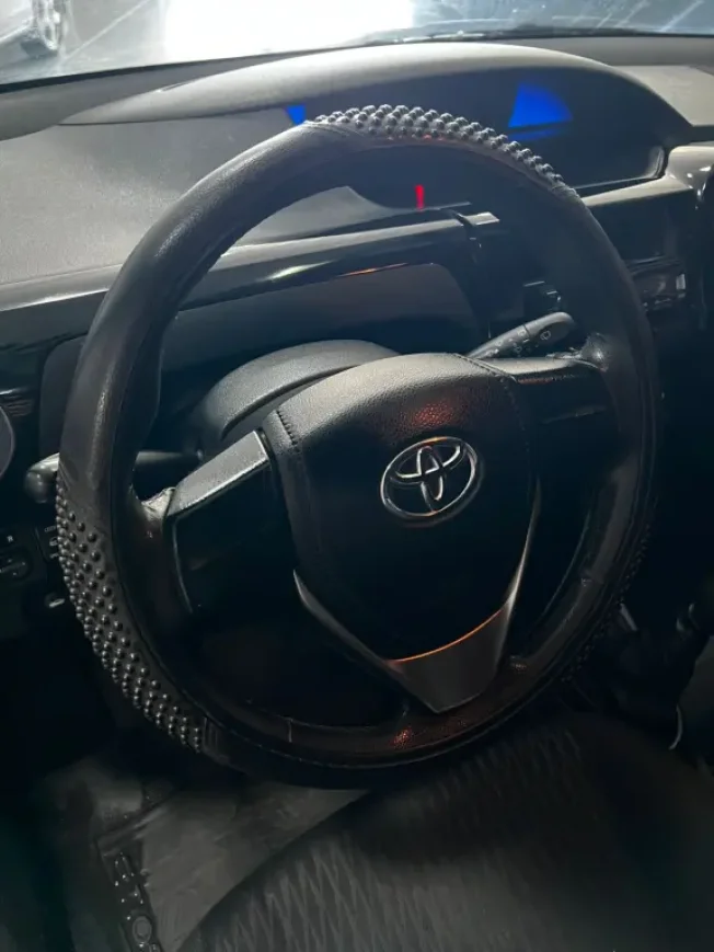 TOYOTA Etios Hatch 1.3 16V 4P FLEX X